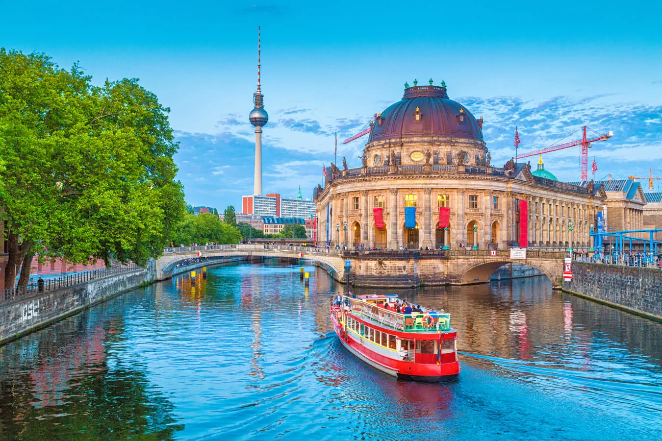 Flights from Oslo to Berlin (BER) | City Breaks & Business | Ready2Go.no